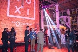 VOXI - vodafone - little