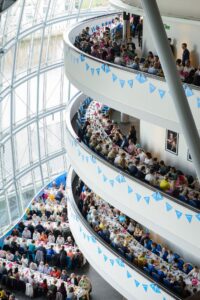 2251948_Largest cream tea party