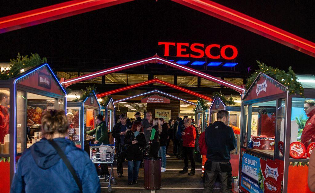 Tesco Christmas Market by night b